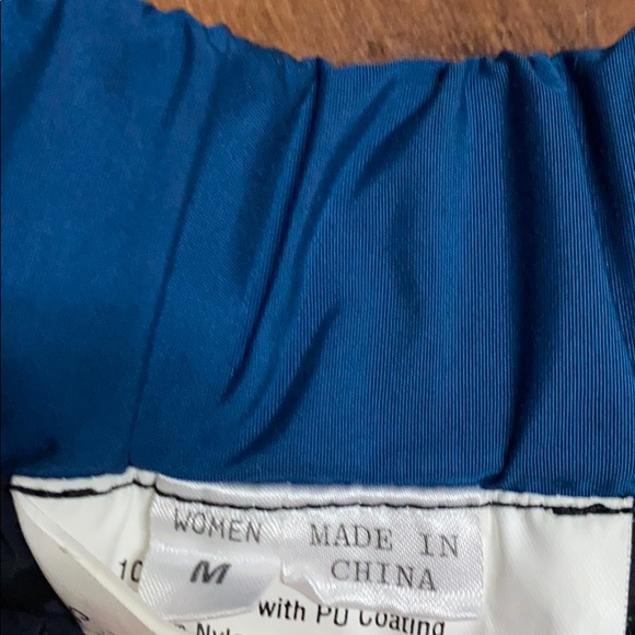 Mountain Equipment Co-op full zip windbreaker pant - Picture 5 of 15